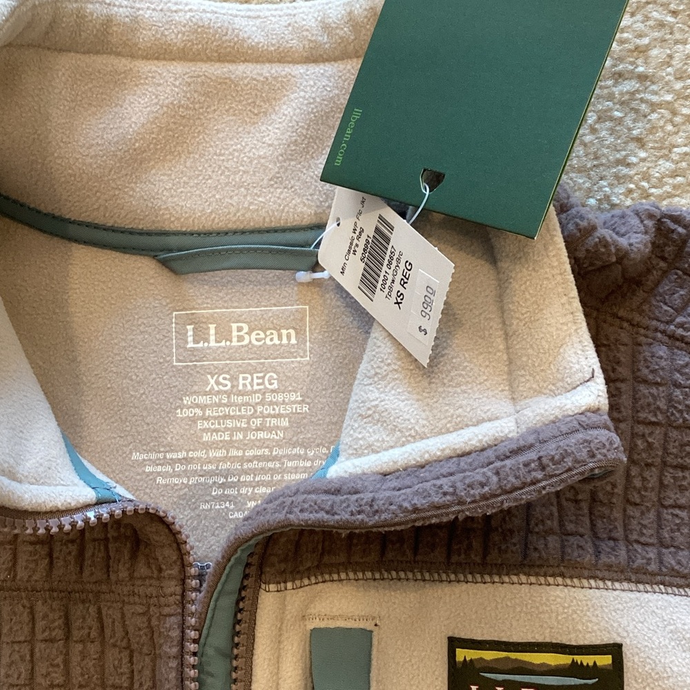 NWT L.L. Bean Women's  Mountain Classic Fleece Jacket - Picture 3 of 9